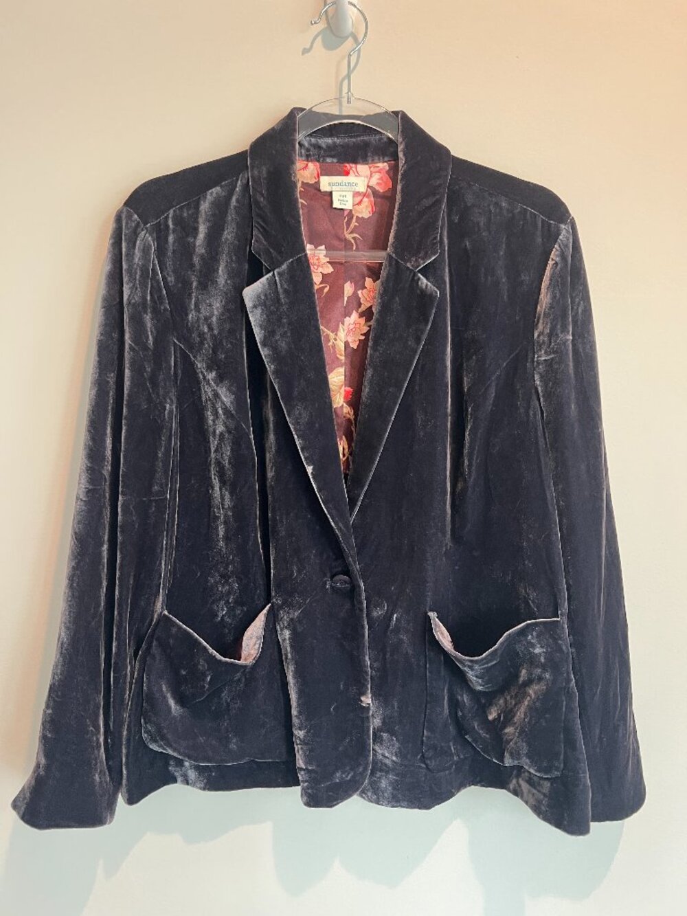✨ Gorgeous Sundance Blue Velvet Blazer ✨